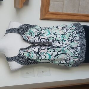 White House Black Market Shell